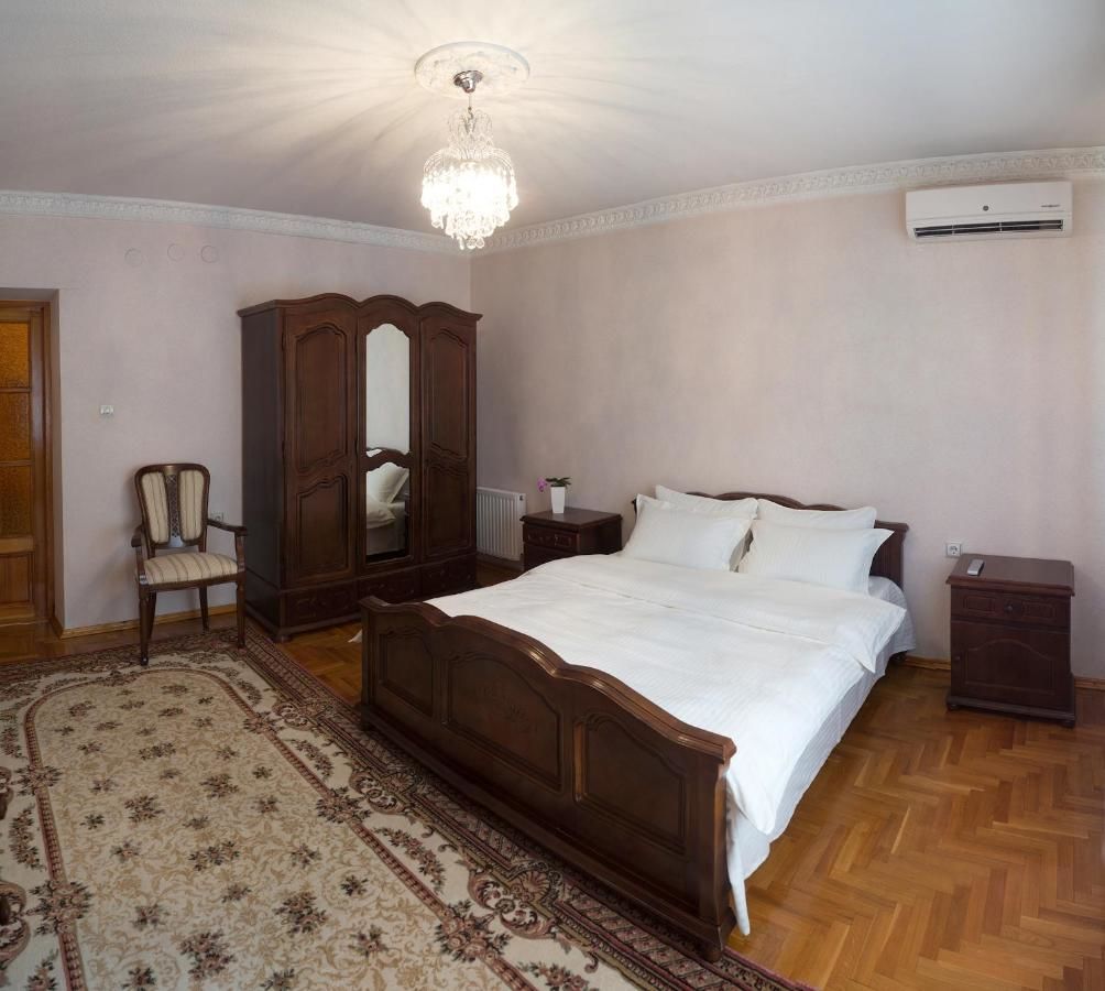 Виллы Villa Romantica on Vlaicu-Pircalab Кишинёв